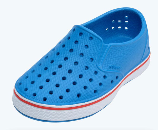 Miles Resting Blue/Shell White/Hyper Red - Big Kid Shoes